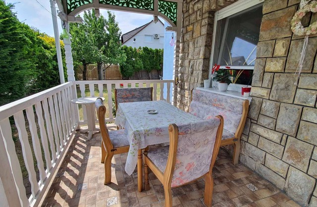 Holiday apartment with terrace and wireless