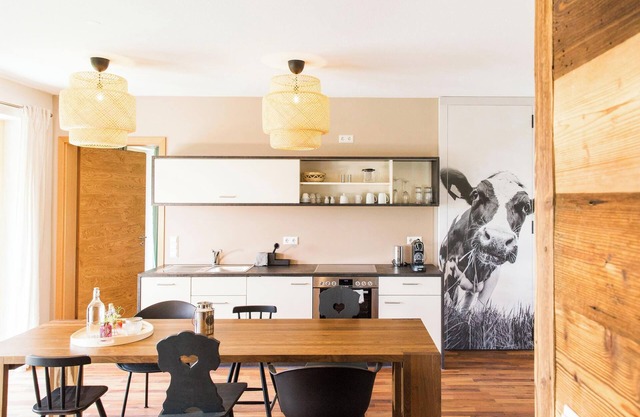 Holiday Apartment "Liselotte" with Terrace, Garden & Wi-Fi