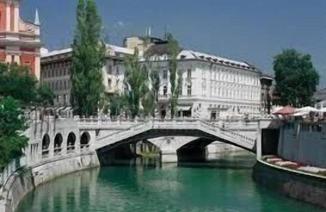 Holiday apartment Ljubljana for 2 - 4 persons with 2 bedrooms - Holiday apartment in one or multi-fa