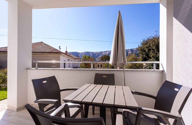 Holiday apartment mit Klimaanlage und Terrasse