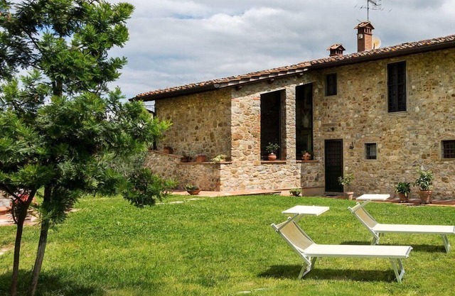 Holiday apartment Quarrata for 1 - 7 persons with 3 bedrooms - Twin house