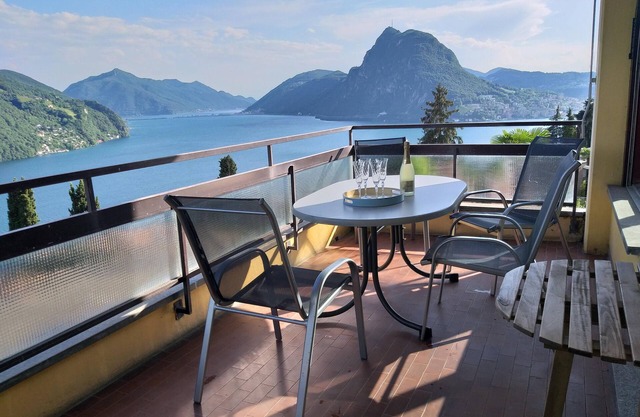 Holiday apartment Ruvigliana for 1 - 4 persons with 2 bedrooms - Holiday apartment