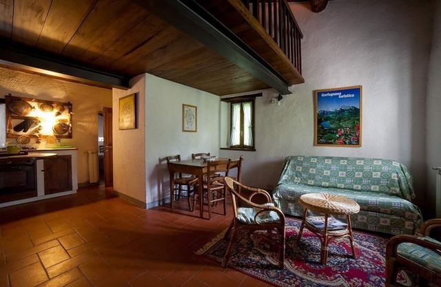 Holiday apartment Vergemoli for 1 - 5 persons with 1 bedroom - Holiday apartment