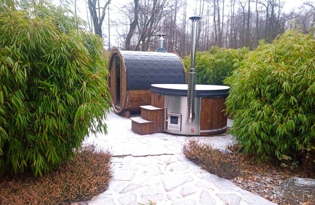 Holiday apartment with garden wellness