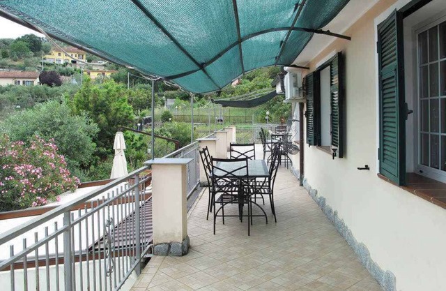 Holiday apartment with outdoor pool