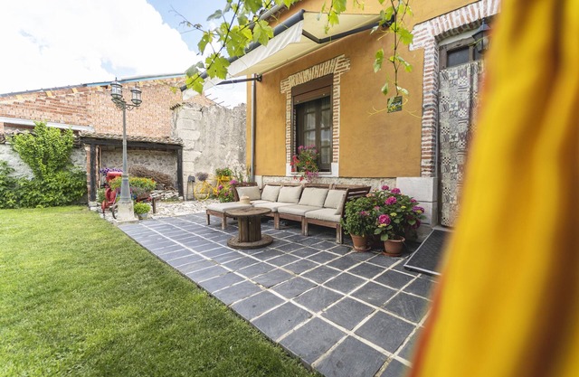 Holiday Home 'Los Aperos' with Private Garden