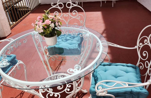 Holiday Home 'La Casa De Las Golondrinas' with Private Terrace, Balcony and Air Conditioning