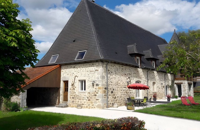 Holiday Home 'Le Marronnier' with Mountain View, Private Garden and Wi-Fi