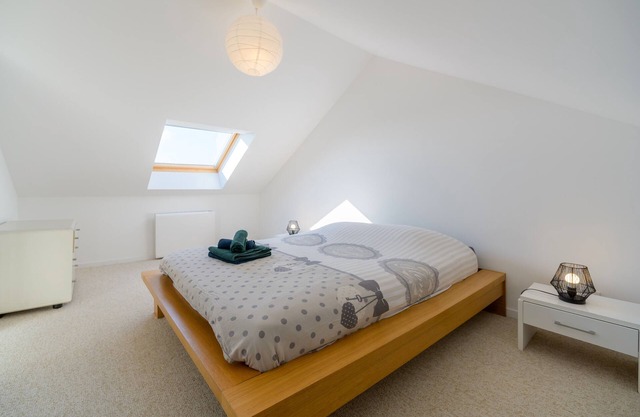 Holiday Home 'Le Gite De Luca' with Wi-Fi and Air Conditioning