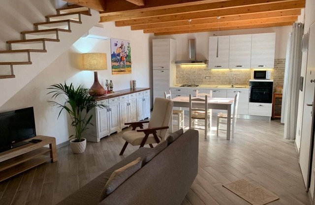 Holiday Home 'Domu Quesada' with Private Terrace, Wi-Fi and Air Conditioning