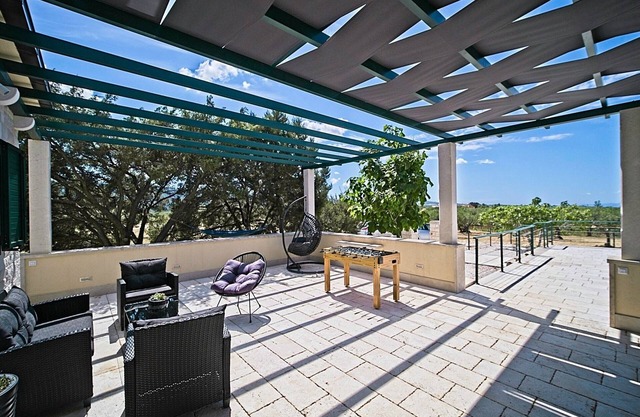 Holiday Home Bračuta- Two Bedroom Holiday Home with Pool