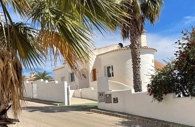 holiday home Casalucka4enjoy with private pool and mountain views
