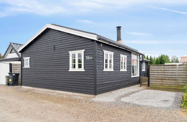 Holiday home close to the beach and restaurants