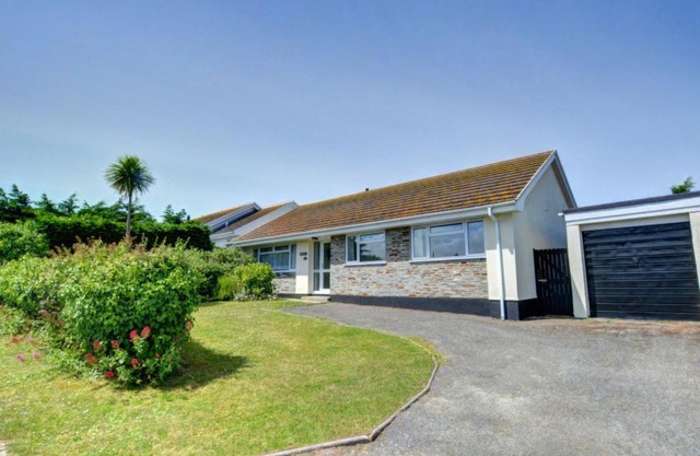 Holiday Home Crescent by Interhome