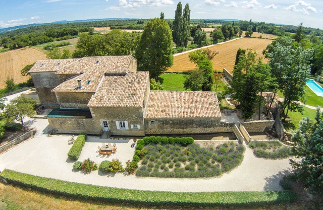 Holiday Home 'Ecurie' with Shared Pool, Private Garden and Wi-Fi
