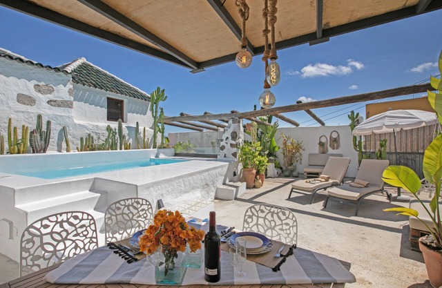 Holiday Home "Casa Pedro" with Terraces, Panoramic Sea View and Wood Stove