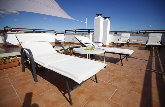 Holiday Home 'Gianicolo House' with Private Terrace, Wi-Fi and Air Conditioning