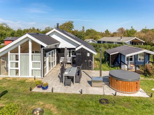 Holiday Home Gudmundine - 350m to the fjord by Interhome