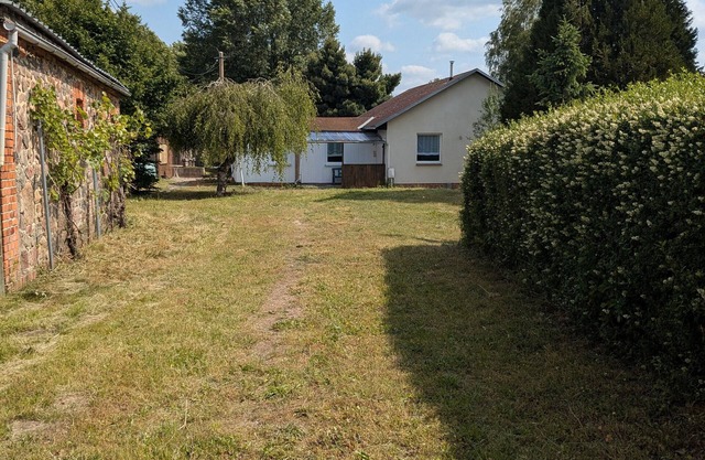 Holiday Home 'Haus Im Grünen' with Private Terrace, Shared Garden and Wi-Fi