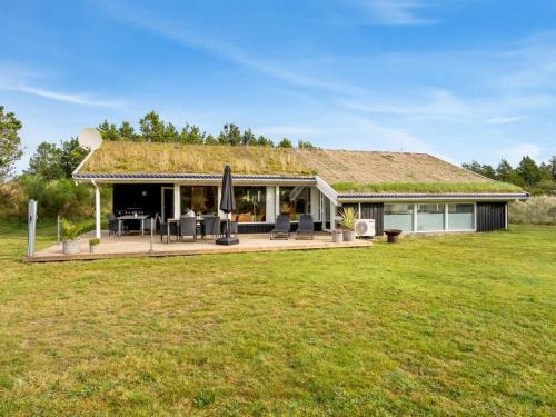 Holiday Home Helene - 1-5km from the sea by Interhome