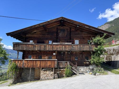 Holiday Home Hochzillertalblick by Interhome