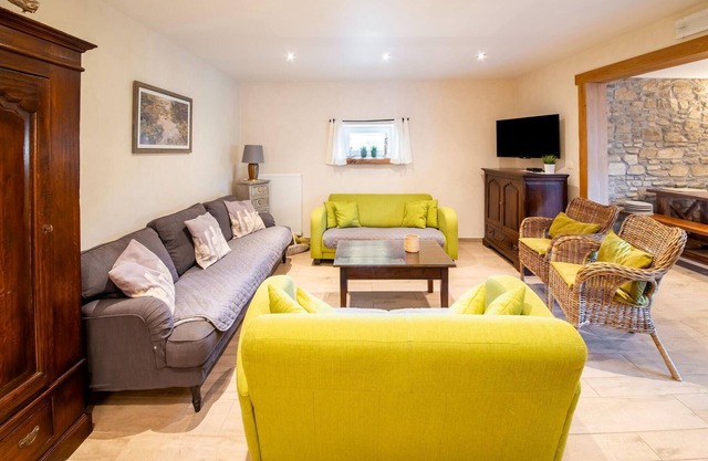 Holiday Home in Ardennes near Lake Robertville