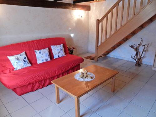 Holiday Home in Esmoulières near Forest