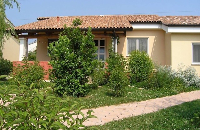 Holiday Home in Poreč with Terrace, Air condition, WIFI, Dishwasher (4400-5)