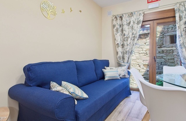 Holiday Home 'Lago De Sanabria' with Mountain View, Private Garden and Balcony