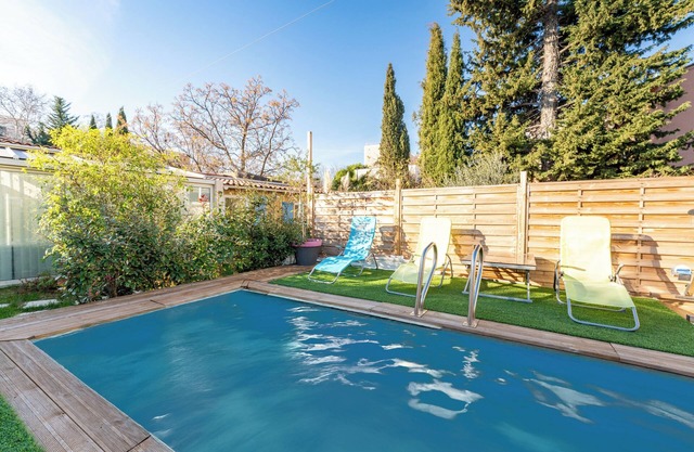 Holiday Home 'Le Chalet Houda Et Spa En Option' with Private Pool and Air Conditioning