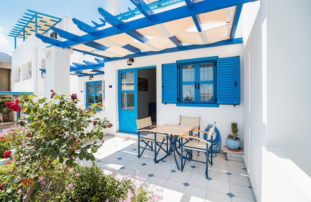 Holiday Home 'Livadia Beach Suite ' with Sea View, Wi-Fi and Air Conditioning