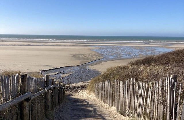Holiday Home 'Maison Familiale Proche Mer' with Private Terrace and Wi-Fi