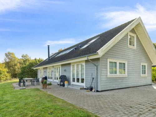 Holiday Home Marrit - 500m from the sea by Interhome