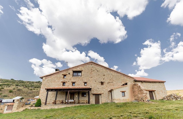 Holiday Home 'Masía Casa Rullo' with Mountain View, Private Terrace and Wi-Fi