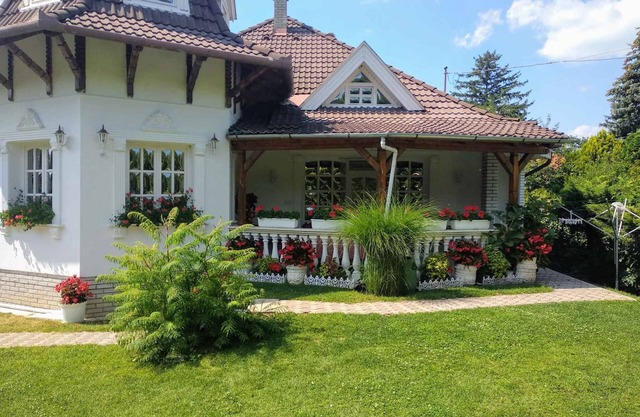 Holiday home near beach