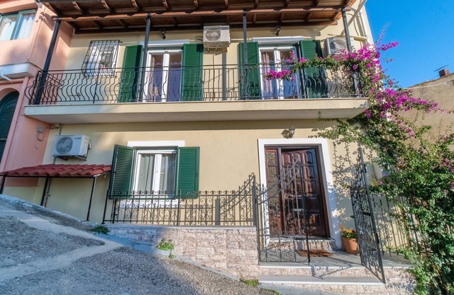 Holiday Home Nikolas with Sea View, Terrace & Balconies
