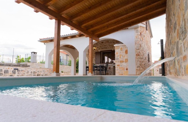 Holiday Home Rakova