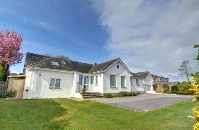 Holiday Home Trevose estate by Interhome