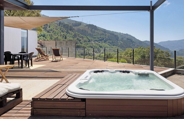 Holiday Home 'Villacella - Gerês' with Mountain View, Wi-Fi and Air Conditioning