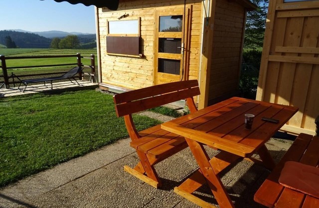 Holiday home with a view of the water