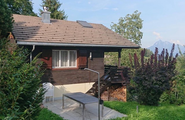 Holiday home with wide panoramic view and garden