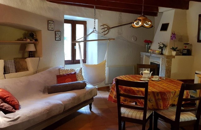 Holiday house Champerboux for 1 - 4 persons with 1 bedroom - Holiday home