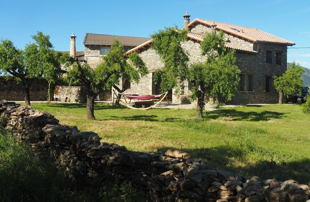 Holiday house in the countryside, spacious with all comfort in SIERRA DE GUARA