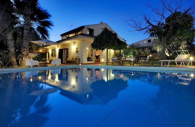 Holiday house Marina di Ragusa for 1 - 12 persons with 4 bedrooms - Luxury holiday home