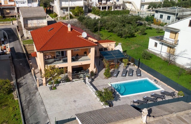 Holiday house Kaštel Stari for 1 - 9 persons with 4 bedrooms - Luxury holiday home