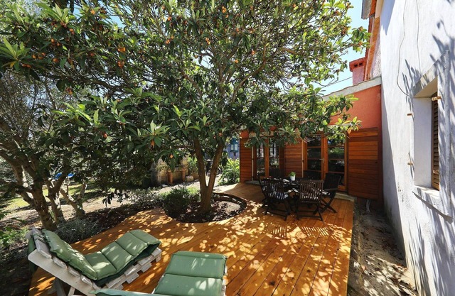 Holiday house Kukljica for 1 - 5 persons with 2 bedrooms - Holiday home