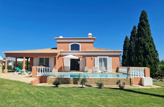 Holiday house Odiáxere for 1 - 6 persons with 3 bedrooms - Holiday house