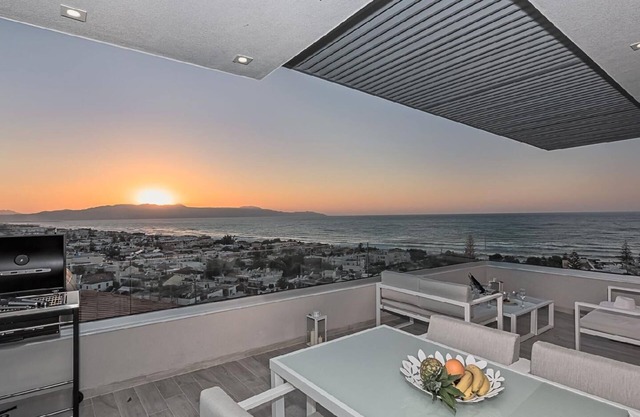 Holiday house Platanias Kriti for 1 - 8 persons with 3 bedrooms - Row house
