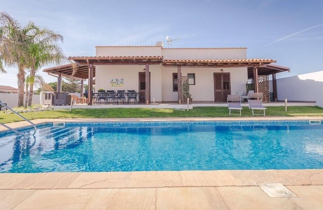Holiday house Tre Fontane for 1 - 8 persons with 4 bedrooms - Holiday house