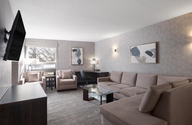 Holiday Inn Calgary Airport by IHG